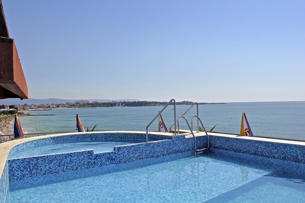 Hotel Bijou Ravda Luaran gambar